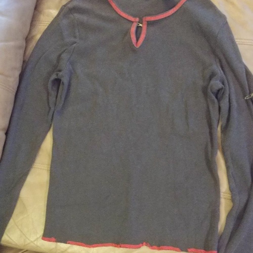 Long Sleeve Y2K Black Red contrast women's top shirt Hottopic Medium M goth Med